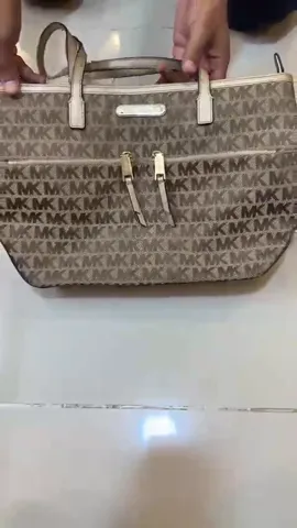 BAGS (Michael Kors)