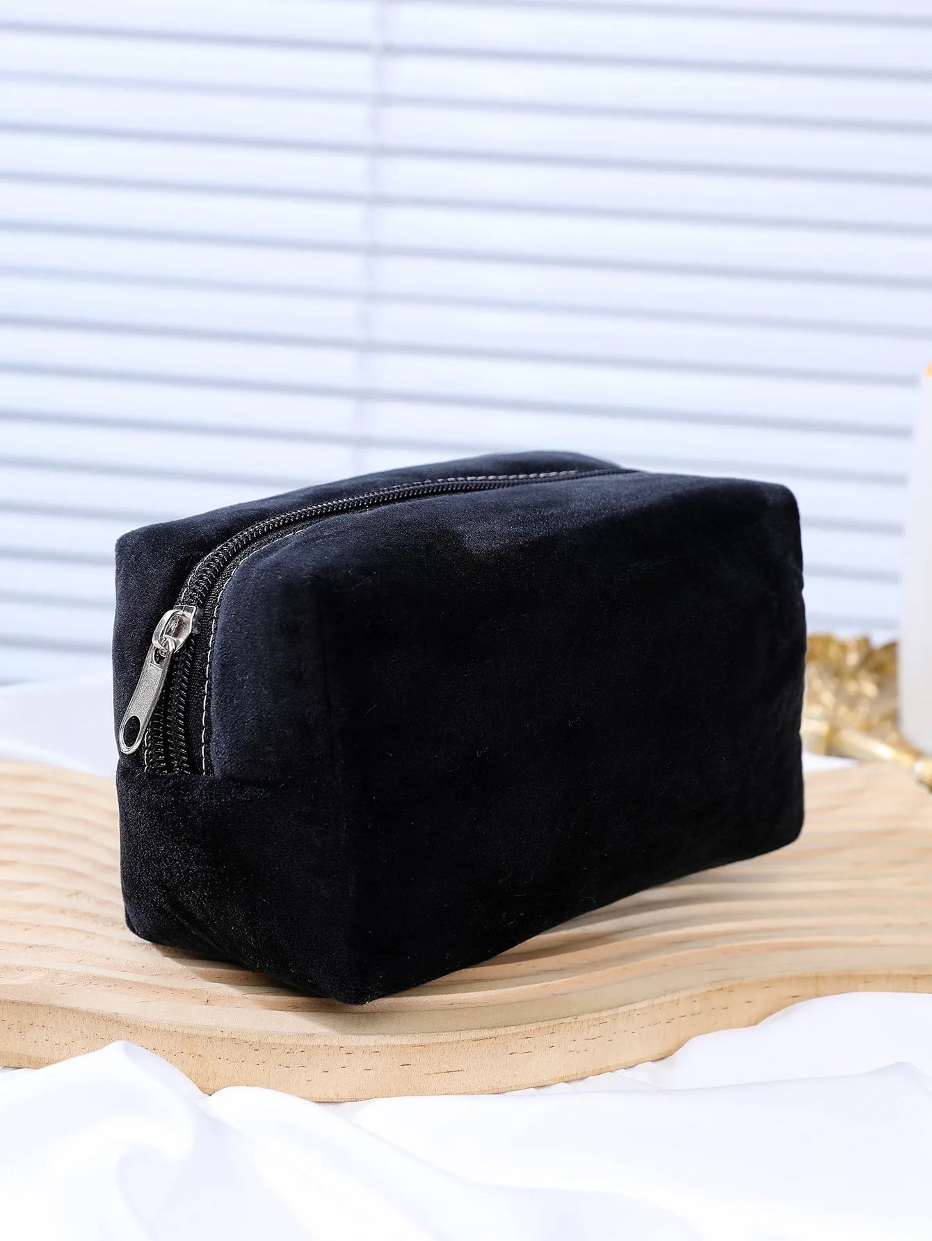 Black Color Plush Makeup Storage Bag  Cosmetic Organizer Toiletries Bag Makeup