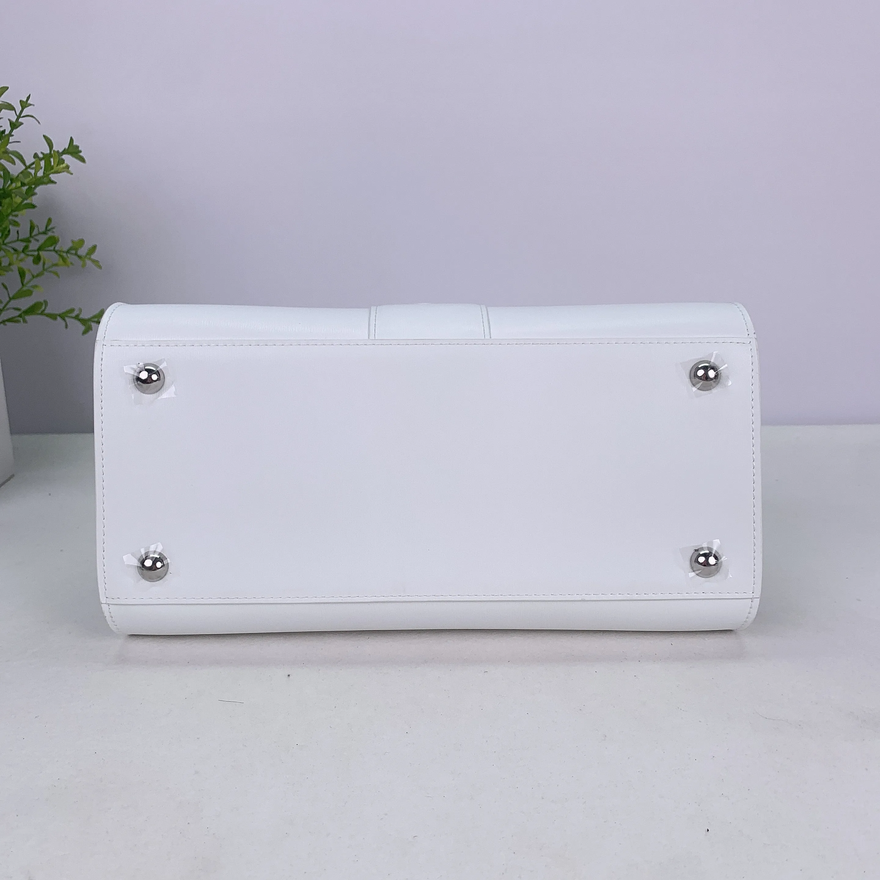 Del   Leather Large  satchel -White