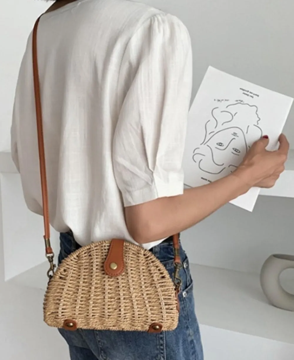 Oval Straw Crossbody Bag