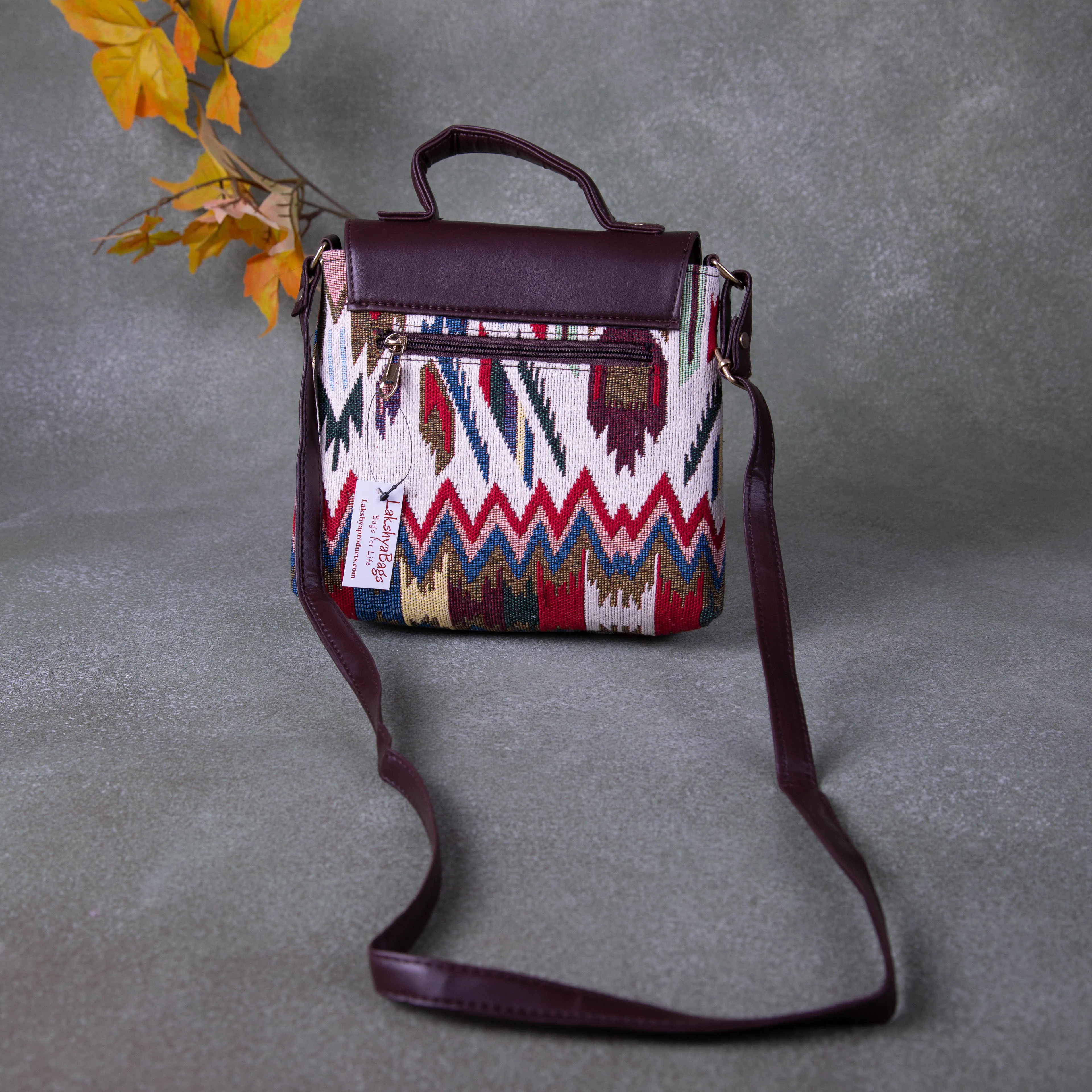 Regular Slings white with Red Colour Zig zag Design.