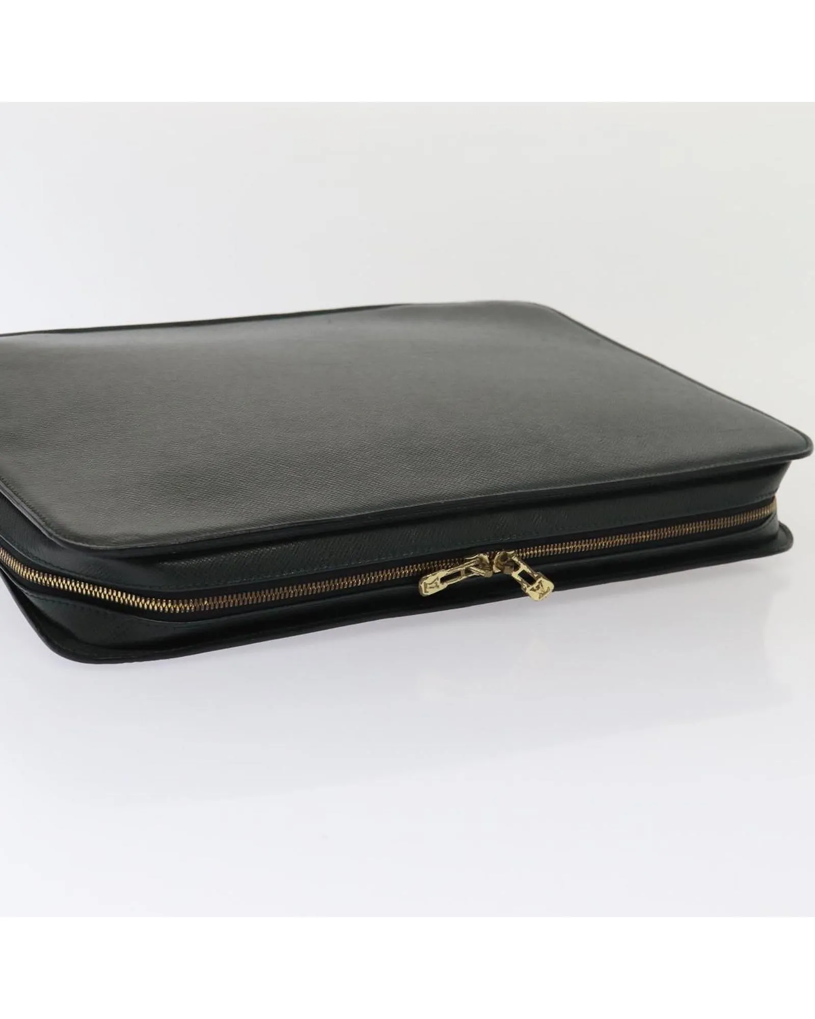 Taiga Leather Briefcase with Multiple Compartments