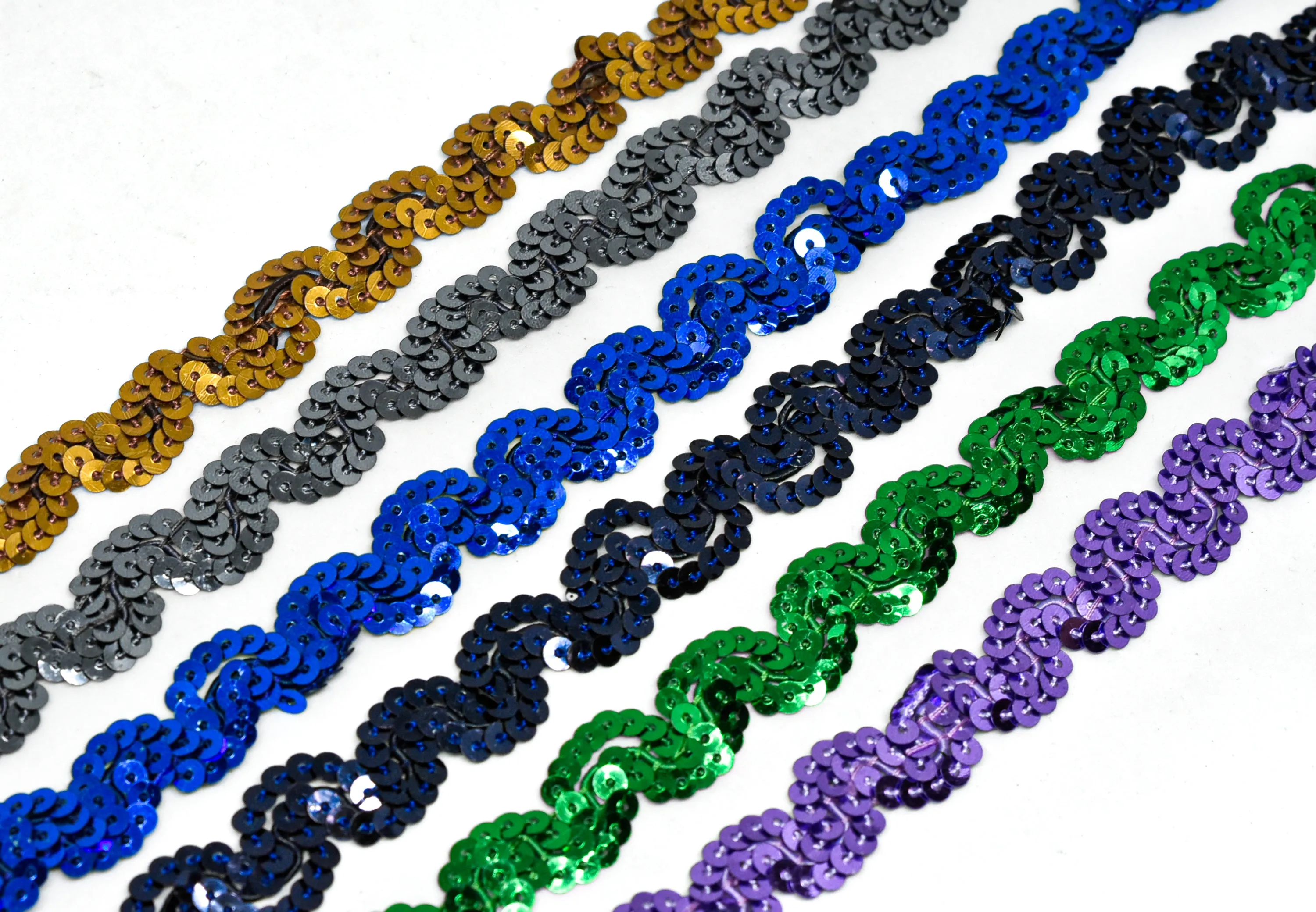 Wavy Sequins Trim (6 Colors Available) 0.50" - 1 Yard